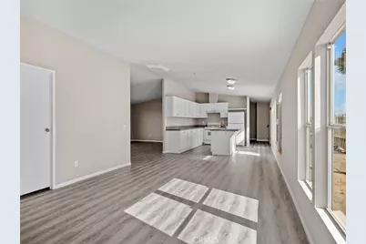 3168 McMillan, Phelan, CA 92371 - Photo 5