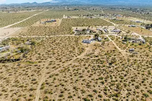 3168 McMillan, Phelan, CA 92371 - Photo 23