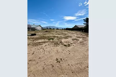 39819807 Ranchero, Hesperia, CA 92345 - Photo 3