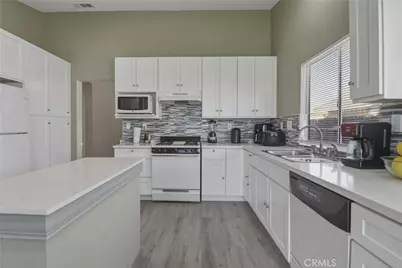 10736 Dove Court, Adelanto, CA 92301 - Photo 21