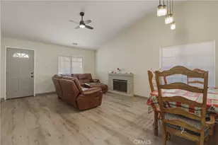 10736 Dove Ct, Adelanto, CA 92301 - Photo 7