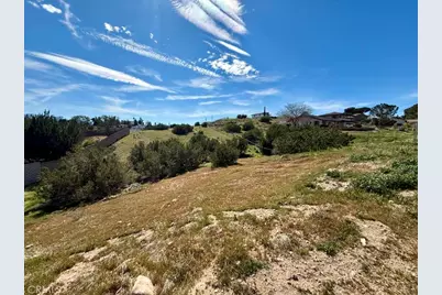 39833319 Plumas, Hesperia, CA 92345 - Photo 1