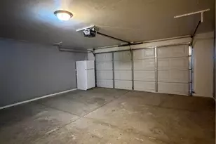 22265 Thunderbird, Apple Valley, CA 92307 - Photo 15