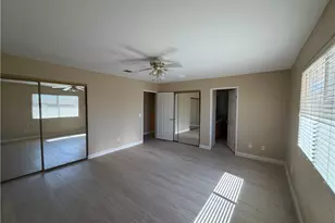 22265 Thunderbird, Apple Valley, CA 92307 - Photo 9