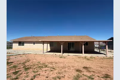 22265 Thunderbird, Apple Valley, CA 92307 - Photo 17