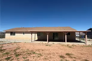 22265 Thunderbird, Apple Valley, CA 92307 - Photo 17