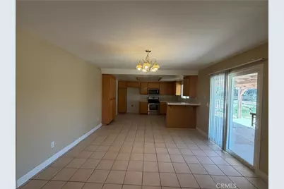 22265 Thunderbird, Apple Valley, CA 92307 - Photo 5