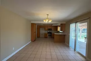 22265 Thunderbird, Apple Valley, CA 92307 - Photo 5