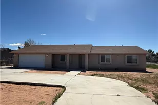 22265 Thunderbird, Apple Valley, CA 92307 - Photo 1