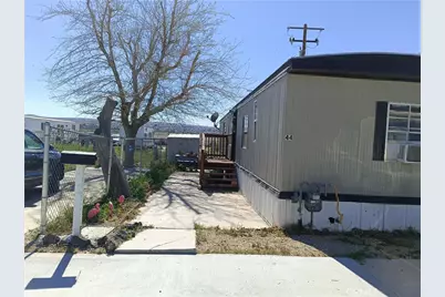 2100 Soapmine Road #44, Barstow, CA 92311 - Photo 3