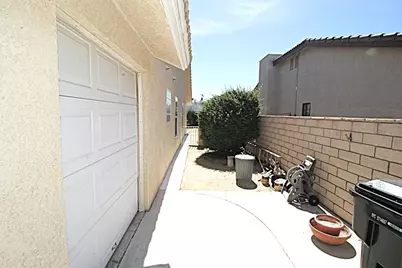 27241 Silver Lakes, Helendale, CA 92342 - Photo 3