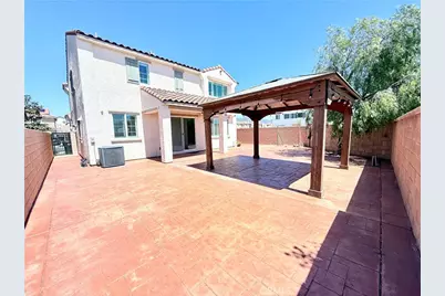 16977 Red Tail, Fontana, CA 92336 - Photo 5
