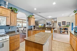 2826 Marco, Phelan, CA 92371 - Photo 11