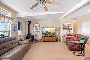 2826 Marco, Phelan, CA 92371 - Photo 7