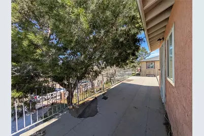 11937 Lee, Adelanto, CA 92301 - Photo 31