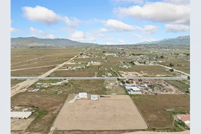 21637 Del Oro, Apple Valley, CA 92308 - Photo 11