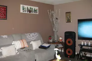 2040 Yosemite Dr, Barstow, CA 92311 - Photo 9