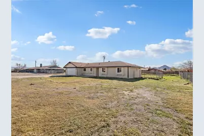 16548 Quinnault, Apple Valley, CA 92307 - Photo 31