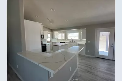 15009 Temecula Road, Apple Valley, CA 92307 - Photo 13