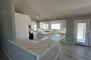 15009 Temecula Rd, Apple Valley, CA 92307 - Photo 13