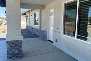 15009 Temecula Rd, Apple Valley, CA 92307 - Photo 3