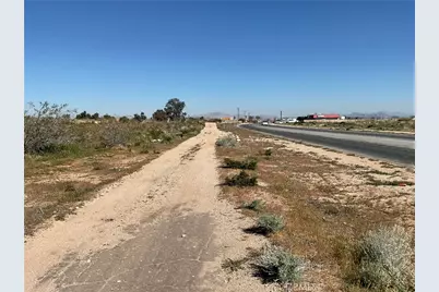 22153 Hesperia Road, Hesperia, CA 92345 - Photo 9