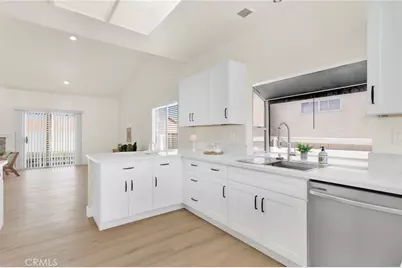 14392 Del Amo Drive, Victorville, CA 92392 - Photo 13