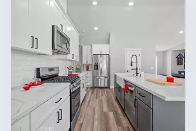 24162 Shoshone Road, Apple Valley, CA 92307 - Photo 11