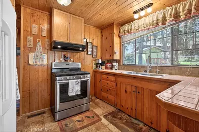 5806 Victorville, Wrightwood, CA 92397 - Photo 11