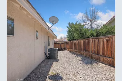 15208 Indian Springs Drive, Victorville, CA 92394 - Photo 31