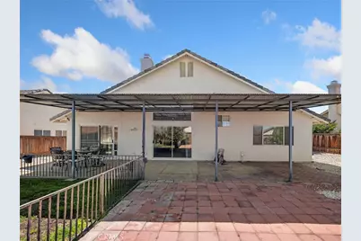 15208 Indian Springs Drive, Victorville, CA 92394 - Photo 29