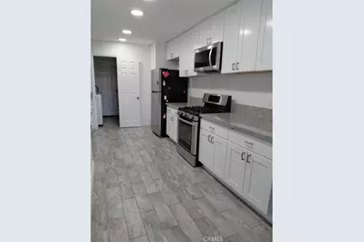 27209 Outrigger #B, Helendale, CA 92342 - Photo 9