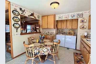829 W Country Club Boulevard, Big Bear City, CA 92314 - Photo 15