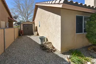 26613 Cumberland Ln, Helendale, CA 92342 - Photo 41