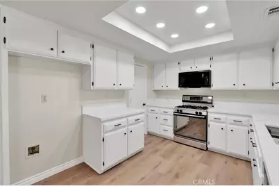 14499 Mirada Place, Apple Valley, CA 92307 - Photo 11