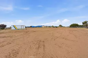 7838 Cataba Rd, Hesperia, CA 92344 - Photo 51