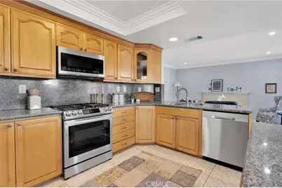 7656 Evergreen Lane, Fontana, CA 92336 - Photo 11