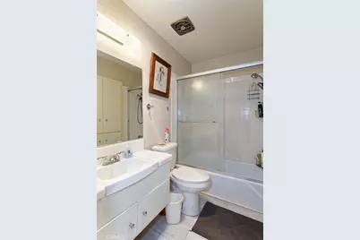 14035 Wimbleton Drive, Victorville, CA 92395 - Photo 13