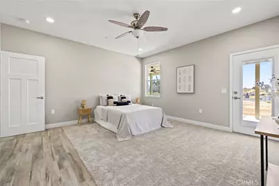 18826 Valencia, Hesperia, CA 92345 - Photo 15