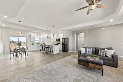 18826 Valencia, Hesperia, CA 92345 - Photo 13