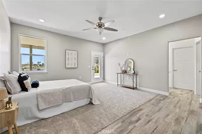 18826 Valencia, Hesperia, CA 92345 - Photo 59