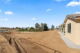 18826 Valencia, Hesperia, CA 92345 - Photo 51