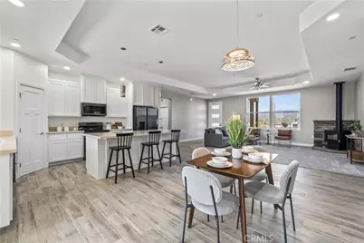 18826 Valencia, Hesperia, CA 92345 - Photo 7