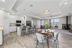 18826 Valencia, Hesperia, CA 92345 - Photo 7