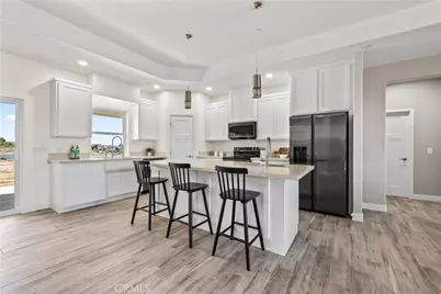 18826 Valencia, Hesperia, CA 92345 - Photo 19