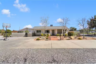 9037 5th Avenue, Hesperia, CA 92345 - Photo 5