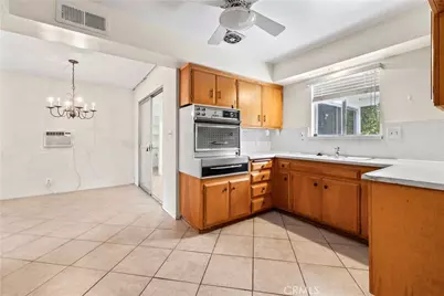 26079 Elderwood, Hemet, CA 92544 - Photo 5