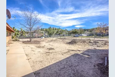 3407 Hwy 2, Pinon Hills, CA 92372 - Photo 37