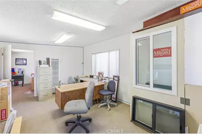 3407 Hwy 2, Pinon Hills, CA 92372 - Photo 13