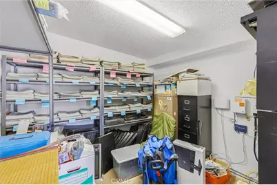 3407 Hwy 2, Pinon Hills, CA 92372 - Photo 33